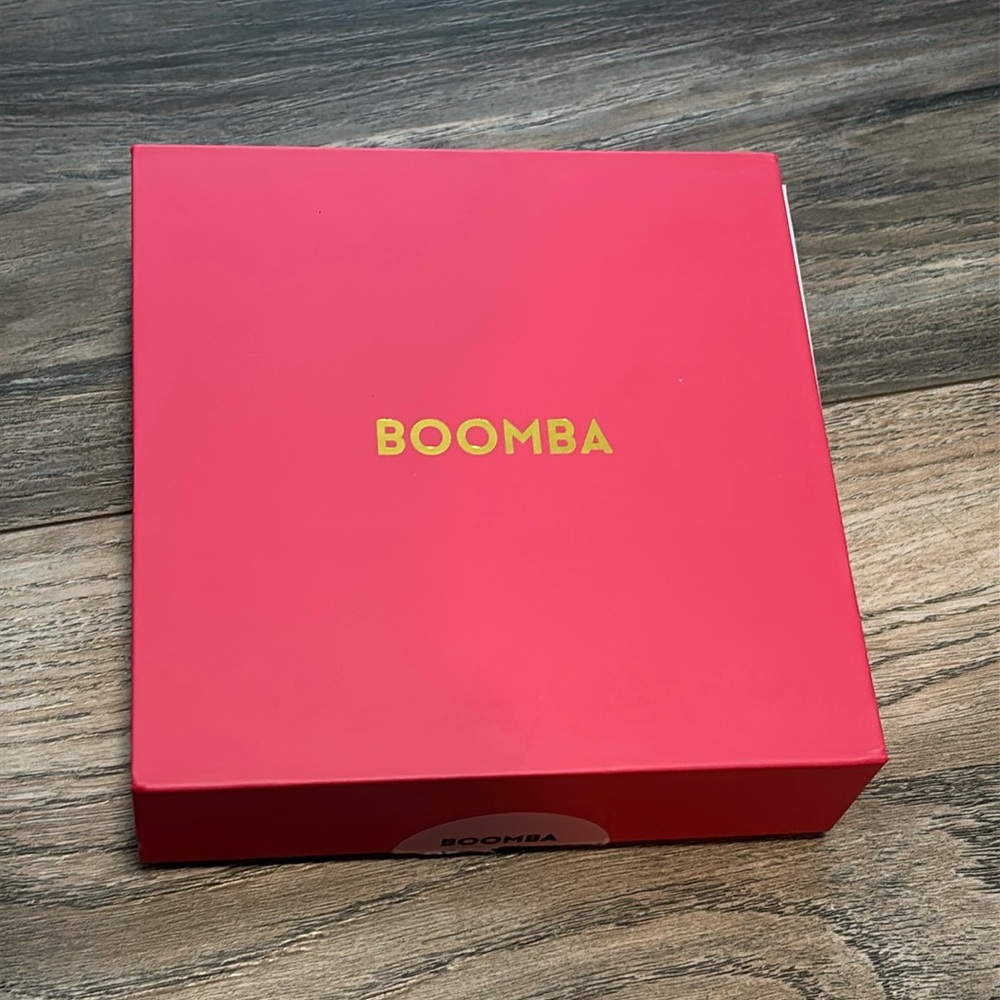 Boomba Invisibra Sand size B - only tried on never worn
